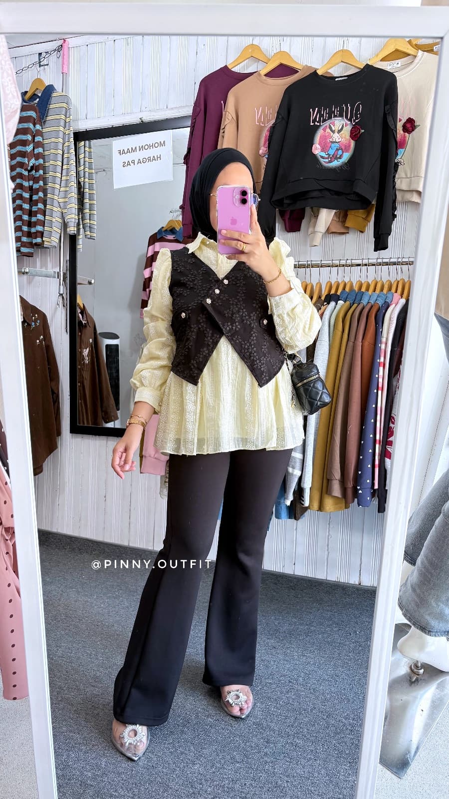 Blouse Vest Motif Bunga Timbul